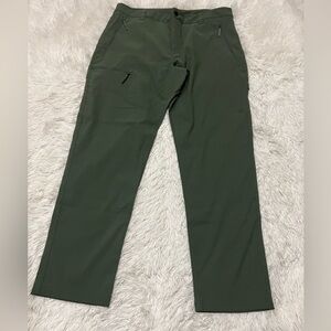 The North Face Men’s Convertible Pants - size 26